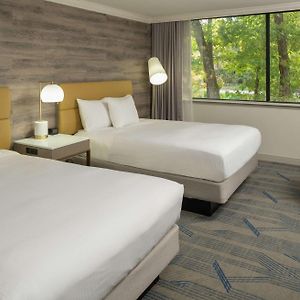 Queen Room Two Queen Beds